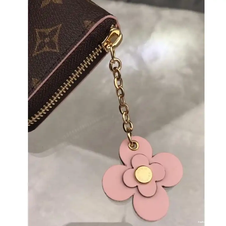 Fashionrepsfam ru LV 19B570137 Bags 0727